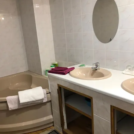 D'hotes La Ferme De Gayri 2 Oda ve Kahvaltı